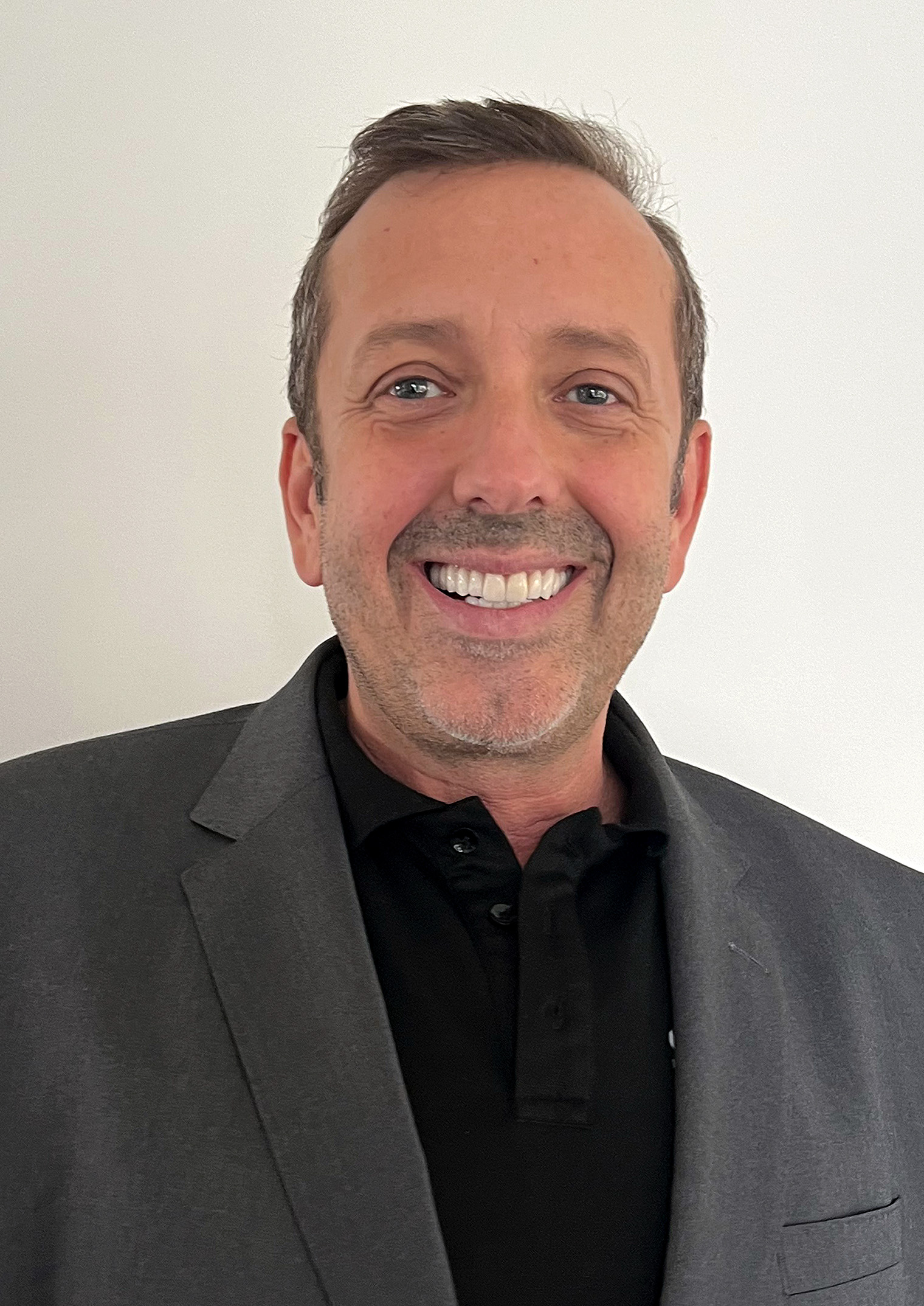 Dr. Alexander Krah